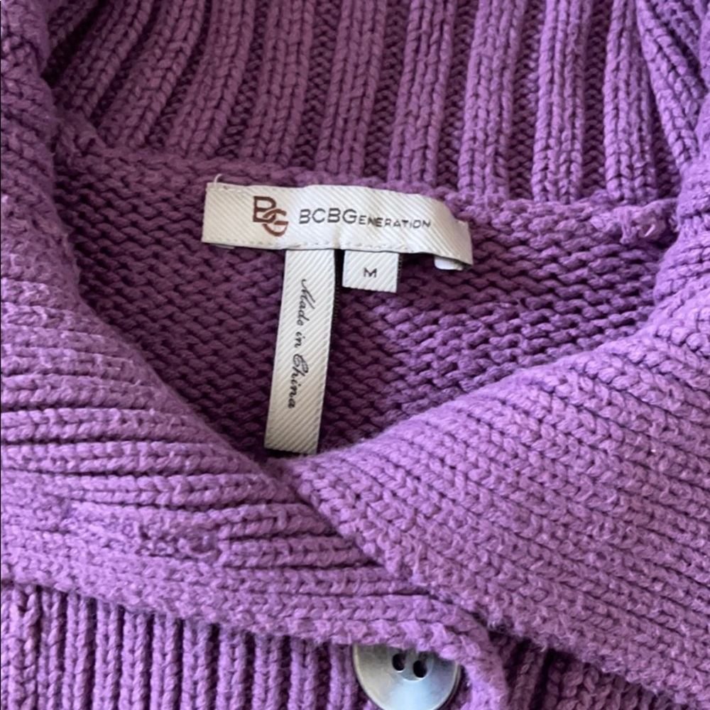 BCBGeneration top 3/$10 - Picture 2 of 3